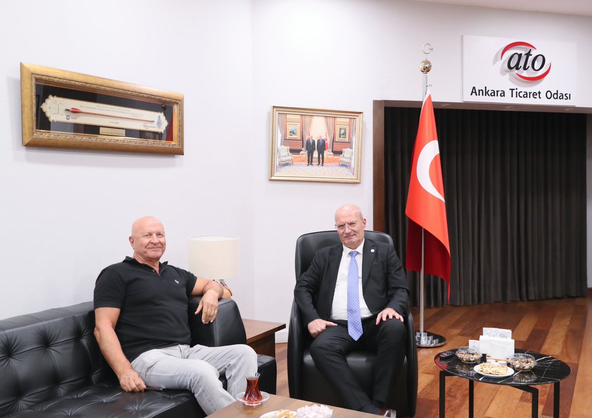 .@ATOkurumsal önceki dönem Yönetim Kurulu Üyemiz Sayın @NuhAcar74040683 ile Ankara Ticaret Odası’nda bir araya gelerek, sektörel gelişmeler konusunda görüş alışverişinde bulunduk. Nazik ziyareti ve çalışmalarıyla Oda’mıza yaptığı katkılar nedeniyle Sayın Acar’a teşekkür ederim.