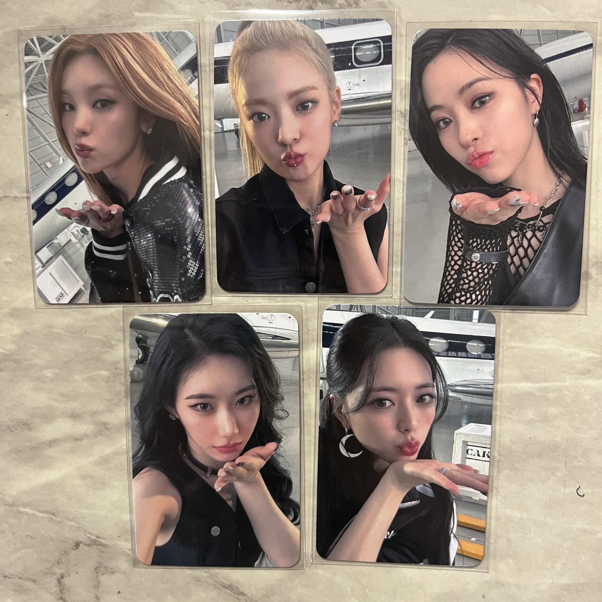 neoverseph's tweet photo. itzy yuna ryujin yeji lia chaeryoung pc ph | yangdo claims
       
   📍Itzy photocards
    
  💸 400 each + fees
          2k if set 

— dop : payo/24 hr 
— x secured
— sfeta

🛒 reply / dm “mine” to claim https://t.co/Y6EAHIvpKc
