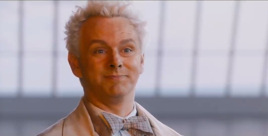 MJJoyceCrowley's tweet image. Crowley protected Aziraphale from the meteor shower sparks in the same way he protected Aziraphale from Hellfire. Aziraphale protected Crowley from the rain in the same way he protected Crowley from Holy Water. IT'S THE FIRE-WATER SYMBOLISM AGAIN NEIL GAIMAAAAAAAAAAN