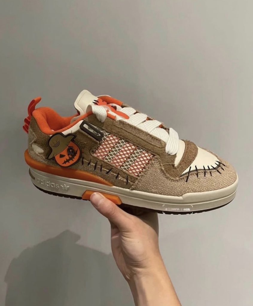 JustFreshKicks's tweet photo. adidas Halloween 2023 Collection unveiled 🎃🕸️💀 https://t.co/LiGiT6CwyG