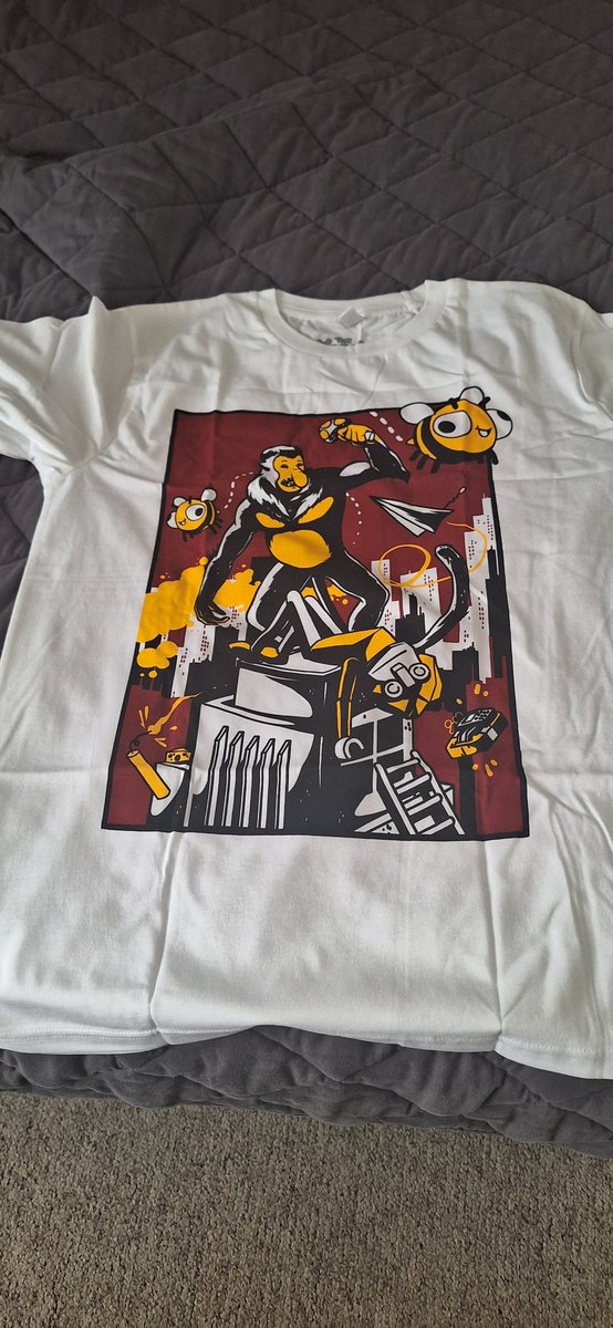 JoshFromEngland's tweet photo. Treat myself to @Osiefish @YogscastLalna t-shirt. https://t.co/yIvhHbvlwe