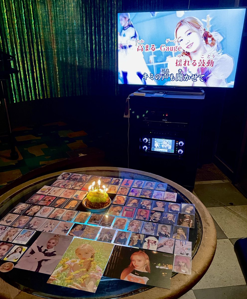 chaehyun_ren's tweet photo. ✿ 𝟐𝟎𝟐𝟑.𝟎𝟖.𝟐𝟐 ✿
𝐇𝐚𝐩𝐩𝐲 𝐘𝐞𝐬𝐞𝐨 𝐃𝐚𝐲
귀여운 우리 막내🐰 생일 축하해💐✨
모든 소원이 이루어지길 바랄게🍀
언제나 사랑해~♡♡
#To_YESEO
#하이티비_강예서_생축
#YESitsYESEODAY
#イェソは完璧で究極のアイドル
#姜睿序一口吞型萌物
#강예서 #YESEO https://t.co/gOI7SxXboU