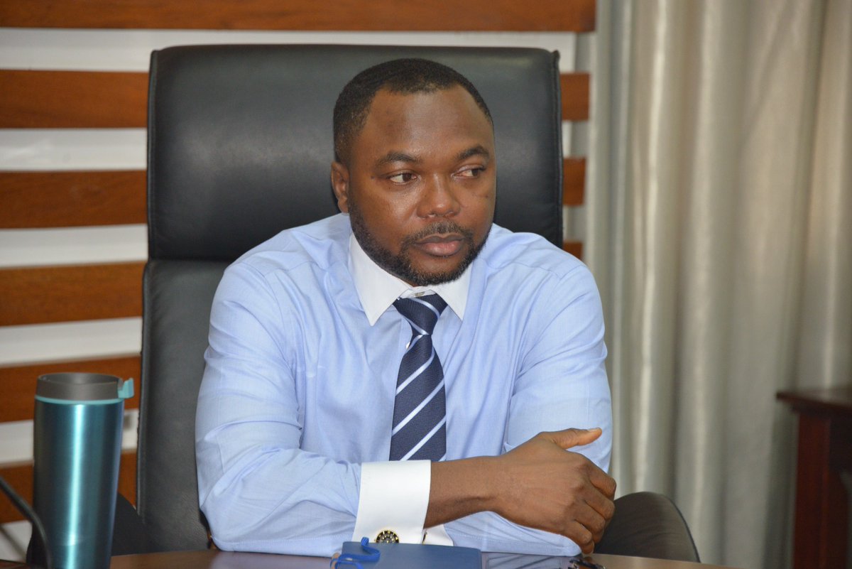MoiceComm's tweet photo. We shouldn't place blame on, criminalise, or stigmatise those who use or are addicted to #kush. The use of these dangerous chemicals to create the drug has an impact on critical brain regions involved in judgement &amp; decision-making.- Dr Abdul Jalloh
#yuvɔys #yutɔpik #MoICE https://t.co/WgDMYihrS2