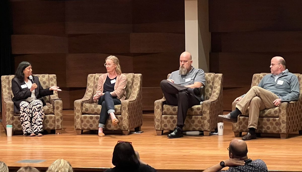 Loved talking @Calvin_Uni things w/ my colleague Micah Watson, dean David Wunder, & moderator @NialaBoodhoo at fall faculty conference. Students are arriving, enrollments up, our most international class ever, new football, acrobatics, men’s volleyball, & a slew of new faculty.