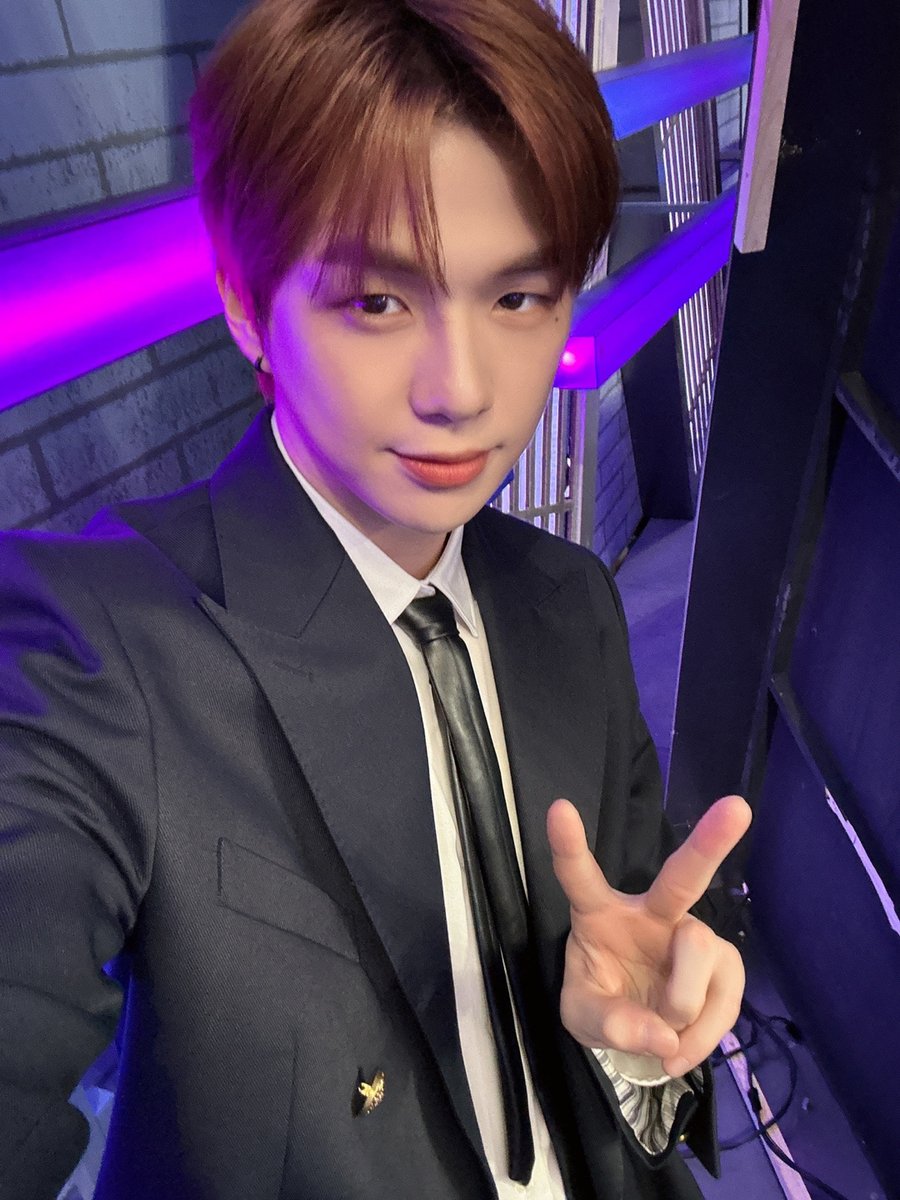 konnect_danielk's tweet photo. [#Oh녤]

230822 Mnet 스트릿 우먼 파이터2 
첫방송 완료 💛

다니티 열심히 본방사수하셨나요 ?
첫 방송을 시작으로 앞으로 있을 방송도 
다니티와 함께 시청해 보아요 👏

#강다니엘 #KANGDANIEL #스트릿우먼파이터2 https://t.co/0UVS0IHAIG