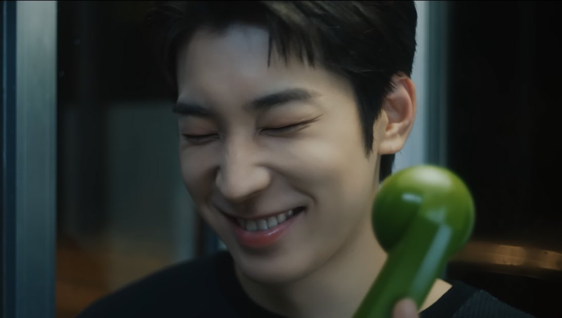 wonubliss's tweet photo. wonwoo 😭😭😭😭 https://t.co/5mKbqMkLrZ
