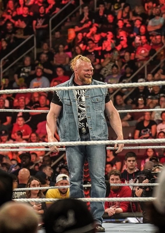 Beastempirefc's tweet photo. The Beast 🔥
.
#Brocklesnar #WWE https://t.co/dC9Ve45uMj