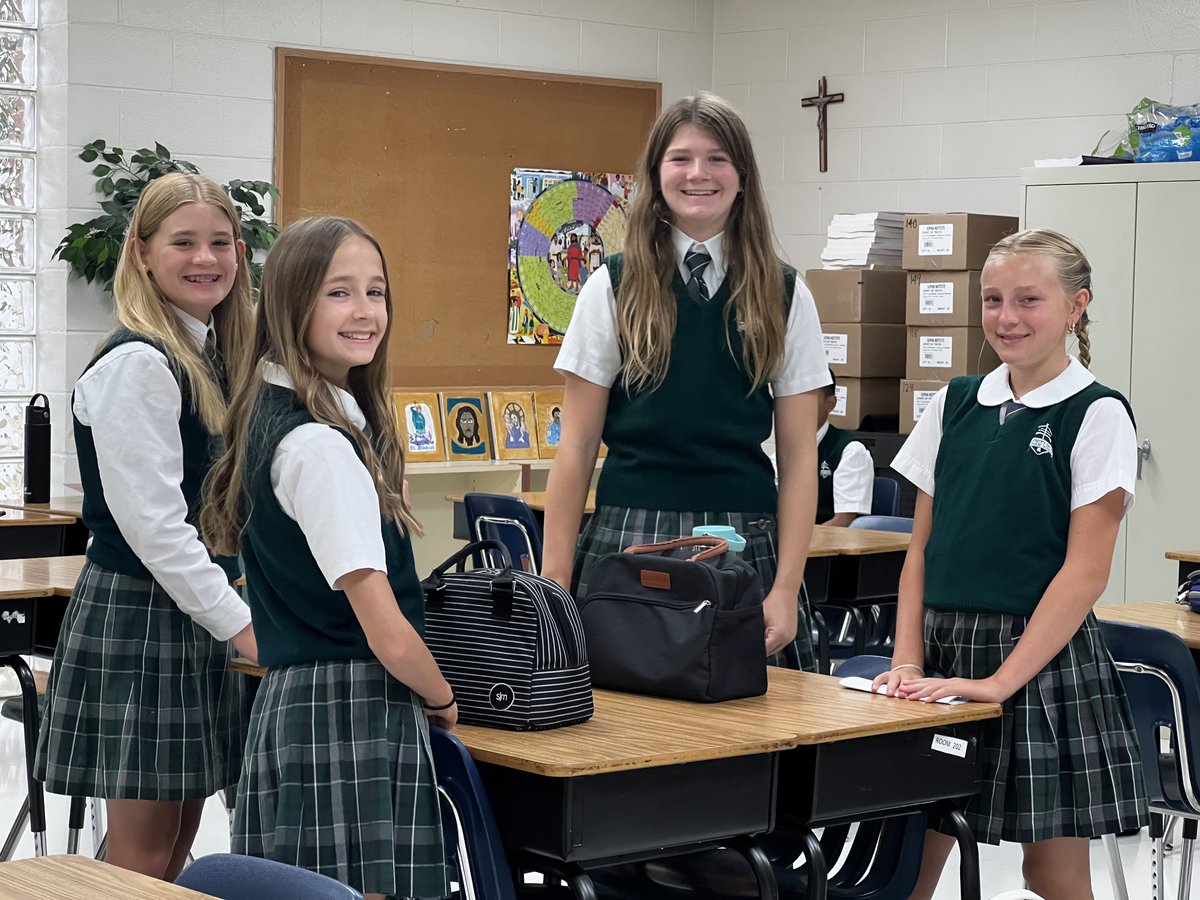 sggsvb's tweet photo. 📷Welcome back, Saints! It's going to be a great day as we kick off the 2023-2024 school year. 📷  We're so excited it's almost like we're walking on sunshine! 
#SGGS #SGGSVB #LeadLikeaSaint #CatholicEducation #DioceseofRichmond #DioceseofRichmondCatholicSchools #HRCatholicSchool https://t.co/auJWC1Jct4