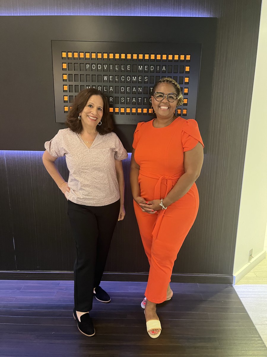 powerstationpod's tweet photo. At @communityfndn @MarlaMDeanWard7 leads the Health Equity Fund with an economic mobility lens. She shouts out CEO @ToniaWellons and phenomenal  #nonprofits who come together to leverage their areas of expertise into collective action. Don't miss this!
https://t.co/ZT130qfIkG https://t.co/eeeoofIwLn