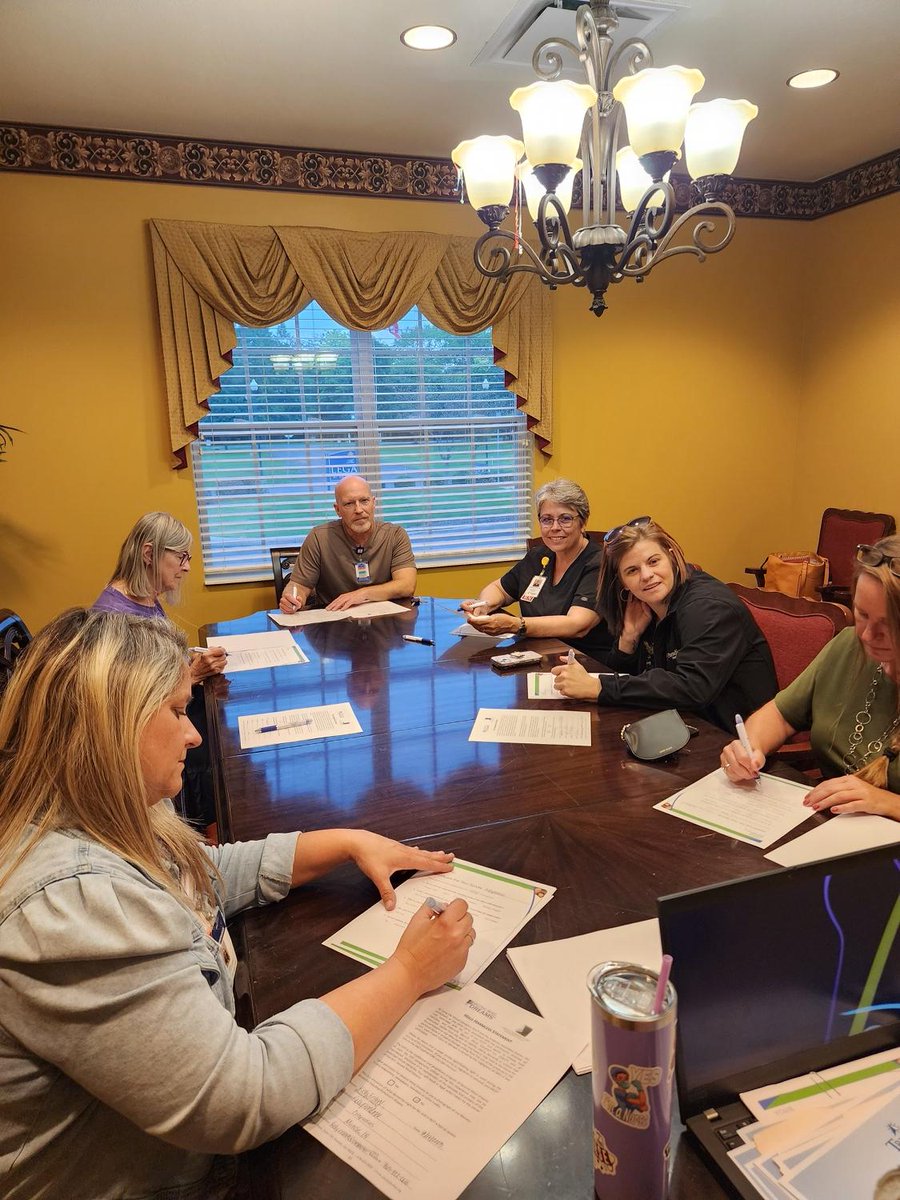 BethanyPointeHC's tweet photo. Bethany Pointe was host to another Virtual Dementia Tour at our Legacy Neighborhood. We were able to share this wonderful experience with our partners at Compassus Hospice, Paradigm Hospice, United Home Care, Via Quest, and community members.  #AlzheimersWalk2023 https://t.co/qTmMGe6brw