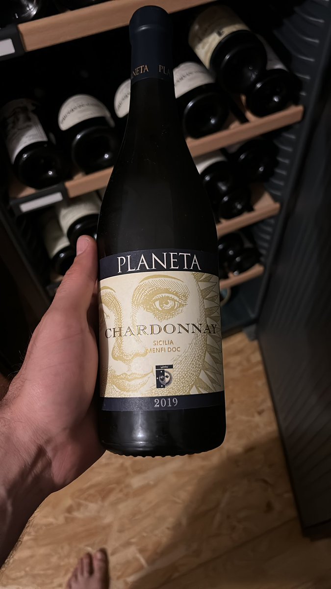 mdago87's tweet photo. #summer #fresheating #marinatedsalmontrout #fennelsalad #orangefillet #eggplant #aubergine #zuchetti #burrata #anchovies #basil #whitewine #chardonnay #planeta #italy ๐ฎ๐น #delicious #friends #enjoy ๐ฅณ๐ท๐ธ๐ซถ๐ผ the wine went really well with the food. recommended ๐ https://t.co/BMbghGZsIN