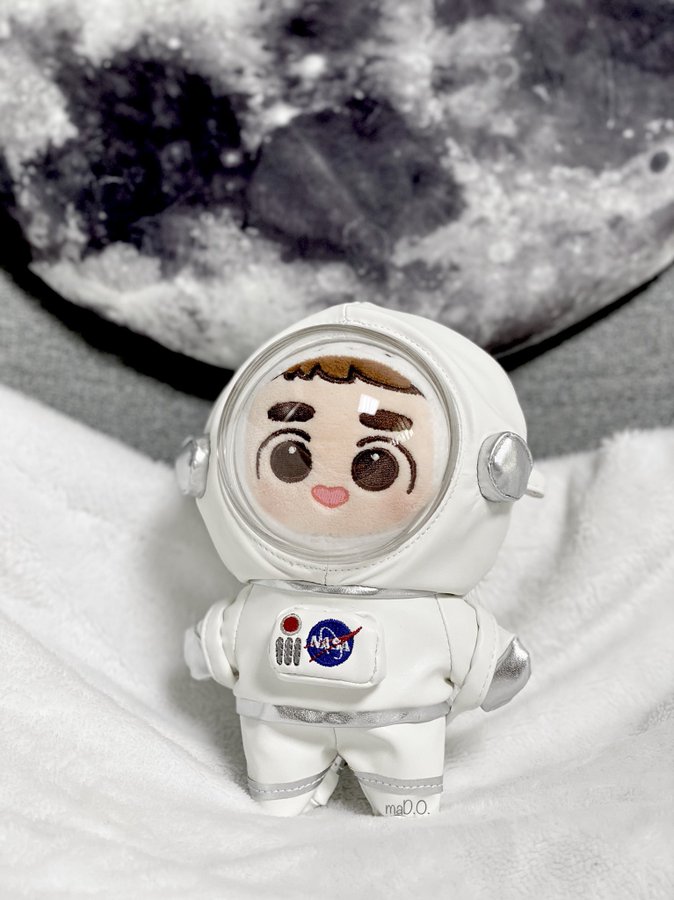 Caecilputri_'s tweet photo. PO ASTRONOT NASA BABY
Doll clothes
⏱️ 2 Sept 2023

Utk boneka 15cm / 20cm
Baju dg helm plastik + tas nasa + rantai
💰 275K
❌ shipping tax

#bajuastronot #bajuboneka https://t.co/jSpjR5mndg