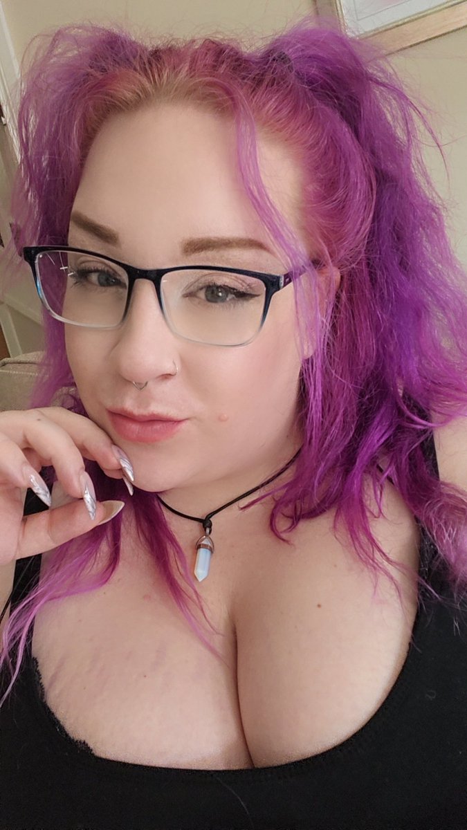 ThatGothMa's tweet photo. I do love new play things 😈 

Findom FindomUK paypig CashCow humanatm drain wallet https://t.co/k29YuXMfMH