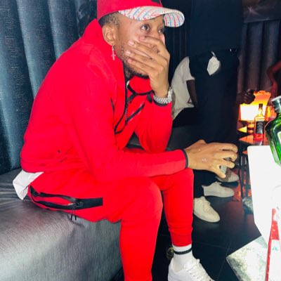 FallyMwale's tweet photo. #NewProfilePic https://t.co/ZdM4oMKjjc