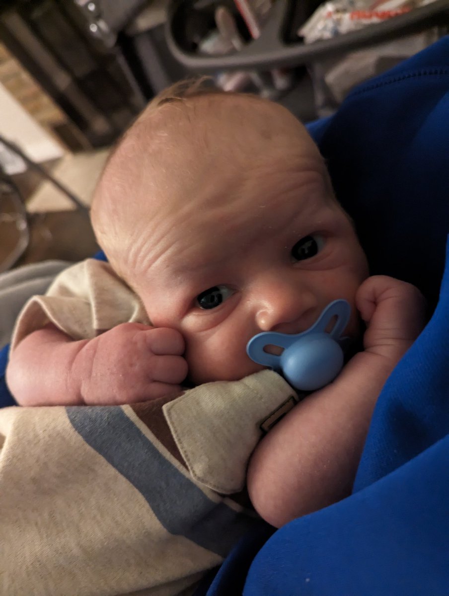 WRtrack's tweet photo. Hard to believe little Guy is a month old today. #BlessedAndGrateful https://t.co/yJDUP6bIv2