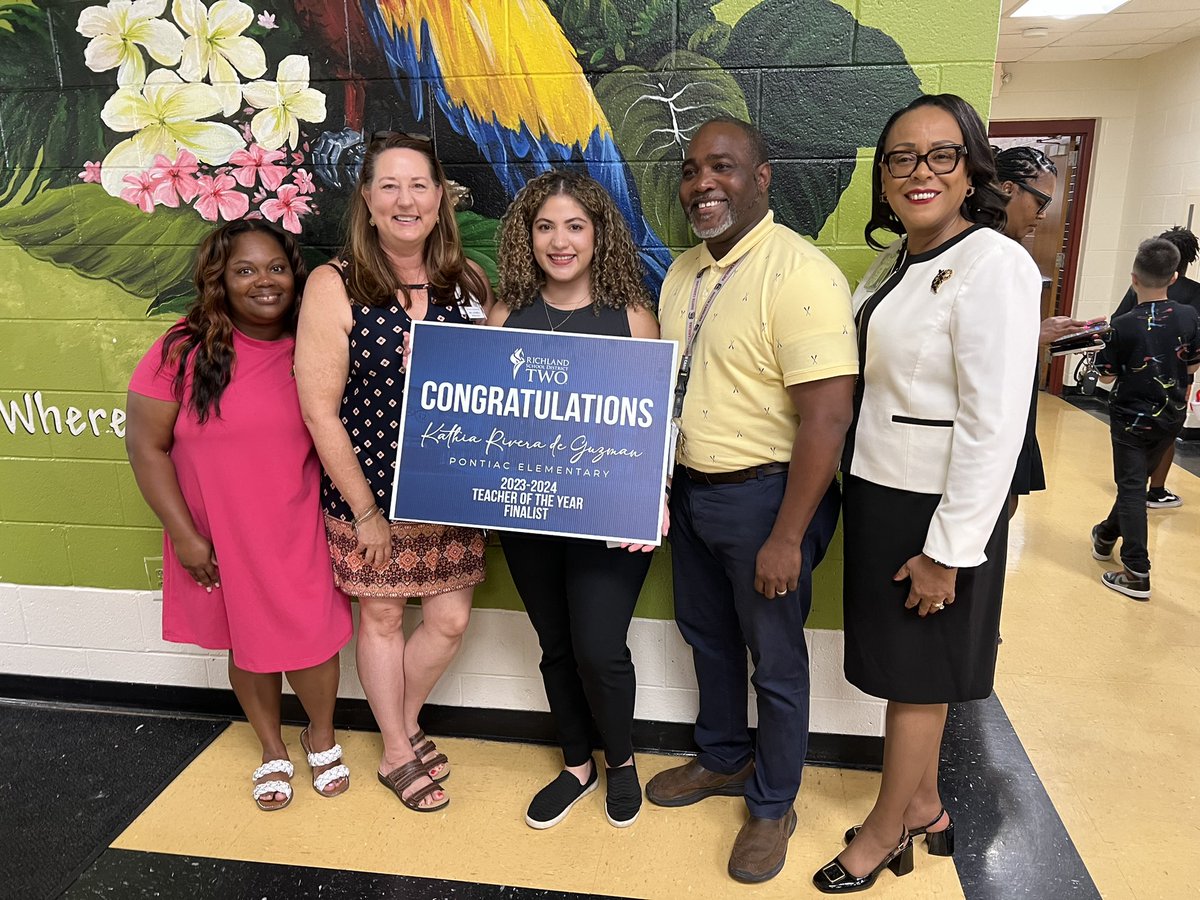 PontiacElem's tweet photo. Did you hear all the cheers and shouting coming from Pontiac?! Don’t worry…That was just our students screaming with excitement for one of our very own. Kathia Rivera-de-Guzman (kindergarten teacher extraordinaire) was just named an Honor Roll Teacher for Richland 2!! 🎉🎉🎉 https://t.co/MjJV5jnNPK