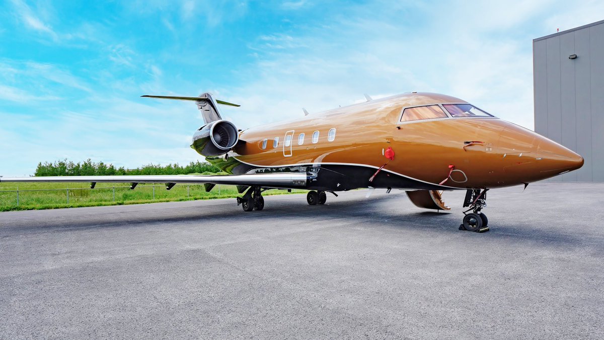 PriveJets's tweet image. The clouds are calling. #TravelTuesday 

Visit privejets.com to request a quote.