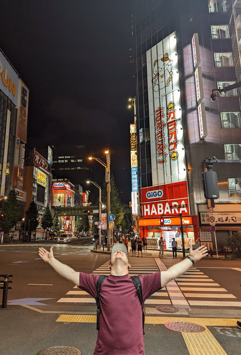 RicServini's tweet photo. Hello TOKYO! It's great to be inside you again and this time with my boy @AndrewDBoswell https://t.co/NF56lKGlMs