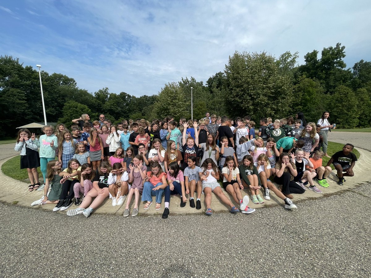 We 🫶 5️⃣th Grade! <a href="/hutchingsele/">Hutchings Elementary</a>