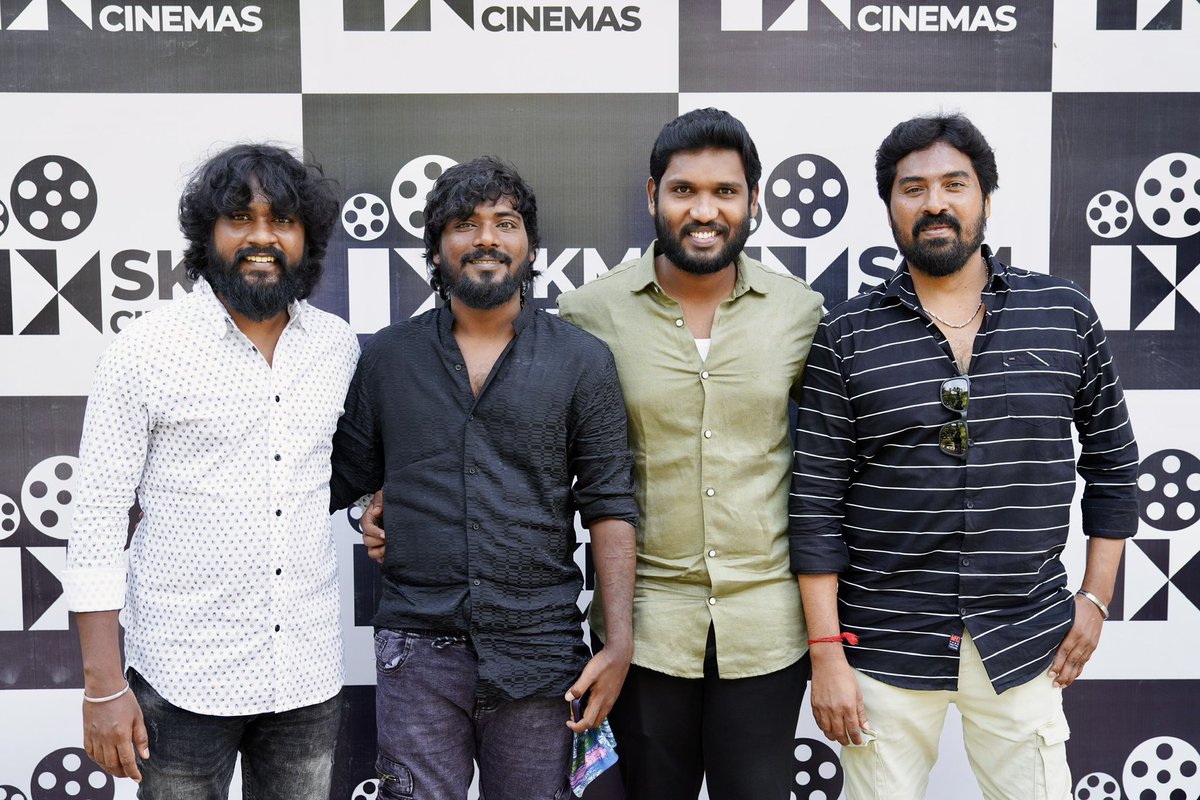 SkmCinemas's tweet photo. 🤩🫧💞🎉

#actorvijayanandhan #actorvijayanand #vijayanand #beemji #beemji🔥 #stuntmaster #master 
#skmcinemas #skmakil #skmcinemasofficial #skmcinemasproducer #skmcinemasakil #akilskm #akilskmcinemas #akilactor #akilproducer #producerakil #actorakil https://t.co/iu60o4WGe4