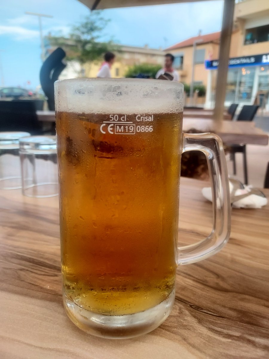 WHO IS DRINKING TODAY❓🍺