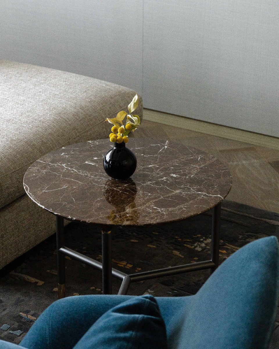 FSToronto's tweet image. Our Presidential Suite is perfect for intimate gatherings. From the design and decor to the attention to detail, this space is a luxurious place to stay but also the ideal venue to gather with friends and family. #FSToronto #FourSeasons #VisitToronto #LuxuryHotel #BloorYorkville