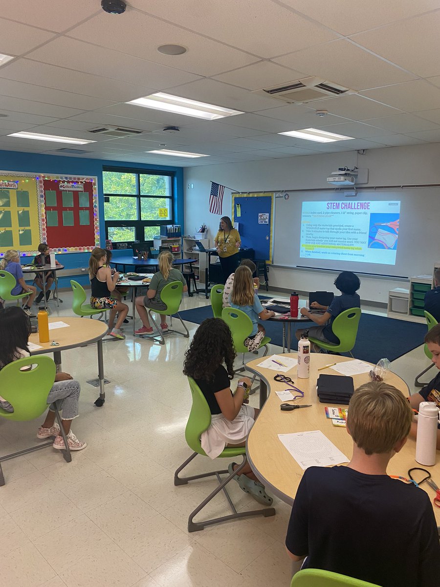 Concord Elementary hitting the ground running on the first day! <a href="/LindberghFlyers/">Lindbergh Schools</a> <a href="/ConcordFlyers/">Concord Elementary School</a> #WhyWeFly