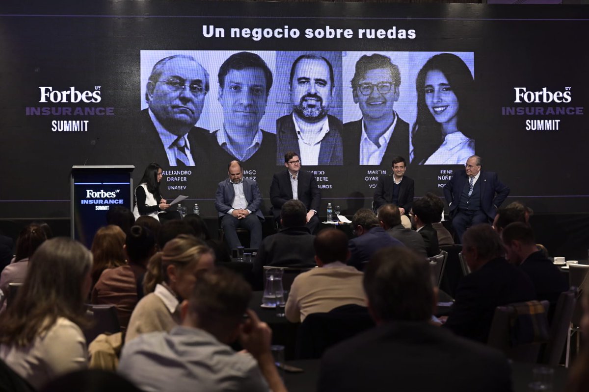 UNASEV's tweet photo. El presidente de la Unidad @DraperPraderio expuso en el panel "Un negocio sobre ruedas" en el evento de la revista @forbesuruguay. El mismo nucleó a todas las empresas de seguros de #Uruguay quienes expusieron los desafíos a futuro. #ForbesInsuranceSummit https://t.co/URWLcrmjJY