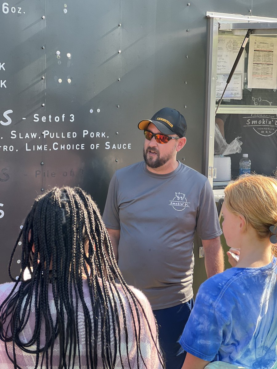 TFAASTEM's tweet photo. A big THANK YOU to Smokin D’s Food Truck for helping with field research for our middle school STEM Food Truck projects. As an added bonus, they fed our teachers, too!! Thank you again for loving on our TFAA community! @TFAARelatedArts @TFAA_Rams @RCS_STEM https://t.co/kszzw5HuSw