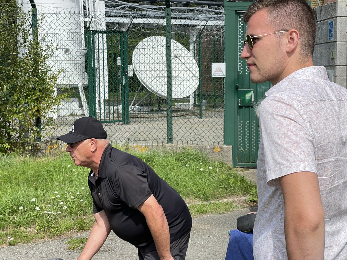 pierrickbrtlo's tweet photo. ☀️ Samedi était une journée ensoleillée et pleine de bonne humeur dans la continuité de la Ducasse 2023 du Mont des Cats pour assister au concours de boules flamandes ! 🎳
#fete #ducasse #montdescats #samedi https://t.co/QRxE757kHY