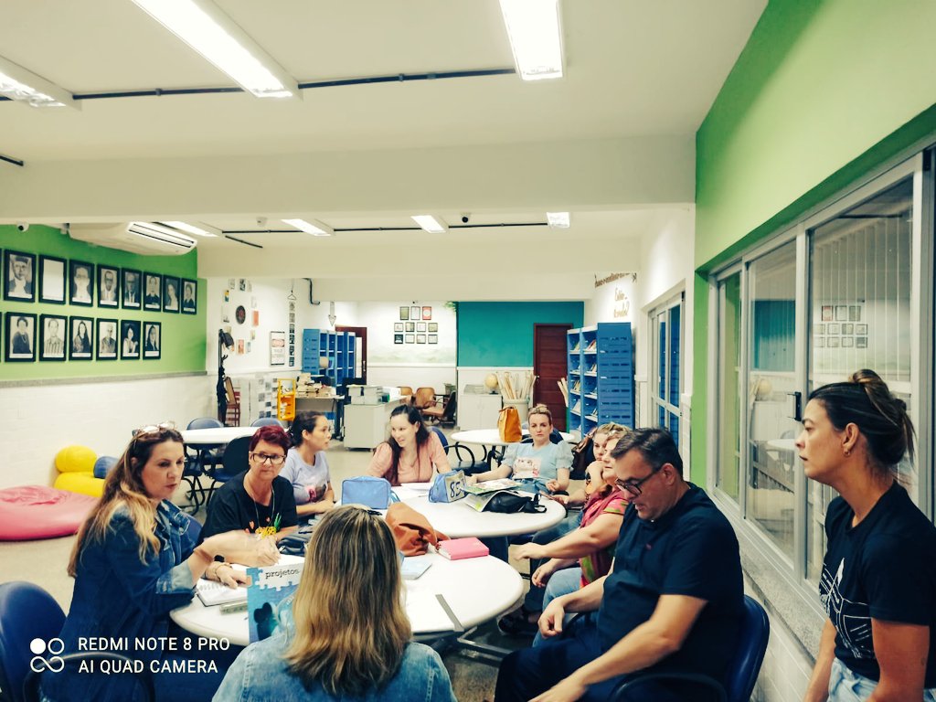Jackelineomp's tweet photo. Escola Joao Bley Castelo es EJA. https://t.co/YH6AysPnW7