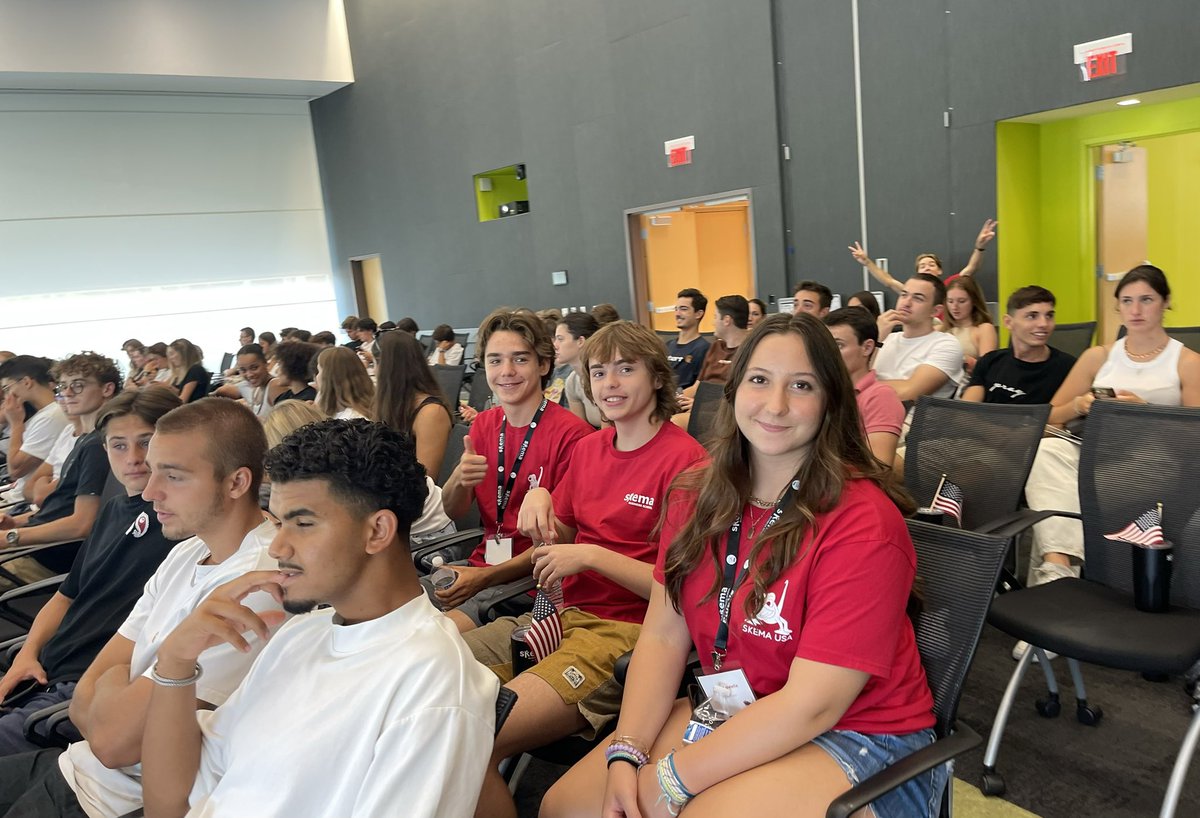 Gisa_Rollin's tweet photo. The momentum is building! Let’s start the 2023-2024 Academic Year! USA🇺🇸🌎🌎🌎SKEMA in Raleigh! @SKEMA_BS https://t.co/L9rRcUTqBo
