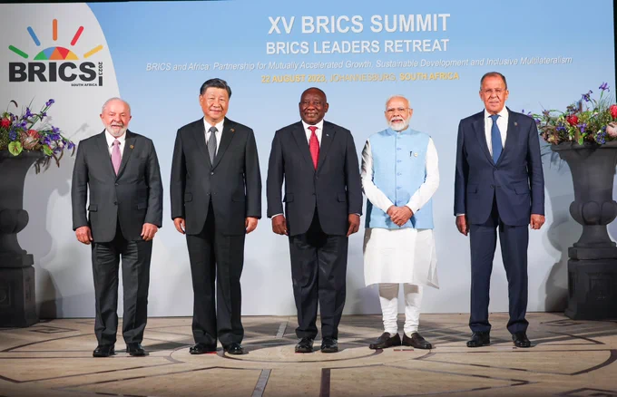 ANI's tweet photo. "PM Modi arrives at the Summer Place to participate in the BRICS Leaders Retreat. Warmly greeted by the host, President of South Africa Cyril Ramaphosa. PM, along with other BRICS leaders will deliberate on global developments and leveraging the BRICS platform to find solutions to global challenges," tweets  MEA spokesperson Arindam Bagchi

(Pic Source: Twitter handle of MEA spokesperson Arindam Bagchi