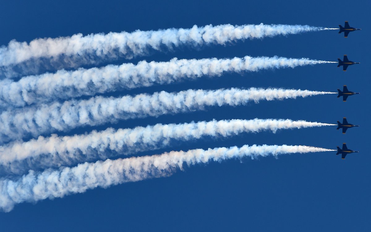flynavy (@flynavy) on Twitter photo The <a href="/USNavy/">U.S. Navy</a> <a href="/BlueAngels/">Blue Angels</a> performed at the <a href="/KCAirShow/">Garmin KC Air Show</a>, in New Century, Kan., August 19-20!
Next up, the #BlueAngels are in Lincoln, Neb., for the <a href="/LincolnAirshow/">Lincoln Airshow</a>, August 19-20!
<a href="/USMarineCorps/">USMC Recruiting</a>, <a href="/CNATRA/">Chief of Naval Air Training</a>, @COMNAVAIRLANT11, @NAE_READINESS, @CNRNW
#FlyNavy, #FlyMarines The <a href="/USNavy/">U.S. Navy</a> <a href="/BlueAngels/">Blue Angels</a> performed at the <a href="/KCAirShow/">Garmin KC Air Show</a>, in New Century, Kan., August 19-20!
Next up, the #BlueAngels are in Lincoln, Neb., for the <a href="/LincolnAirshow/">Lincoln Airshow</a>, August 19-20!
<a href="/USMarineCorps/">USMC Recruiting</a>, <a href="/CNATRA/">Chief of Naval Air Training</a>, @COMNAVAIRLANT11, @NAE_READINESS, @CNRNW
#FlyNavy, #FlyMarines