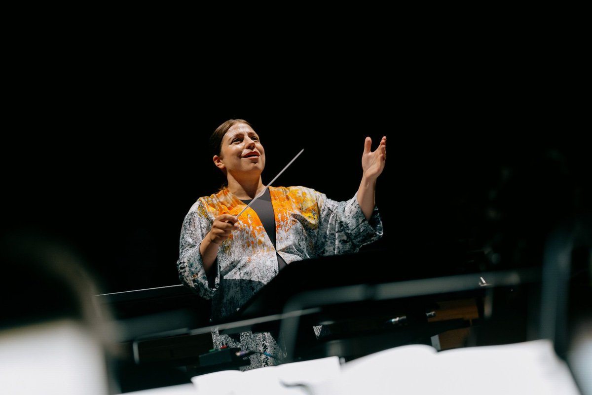 Glyndebourne,

Thank you for the most magical three months of ‘A Midsummer Night’s Dream.’ Throughout my time here, I have cherished my rehearsals in your spectacular gardens, surrounded by the unmatched musicality of <a href="/LPOrchestra/">London Philharmonic Orchestra</a> (1/2)