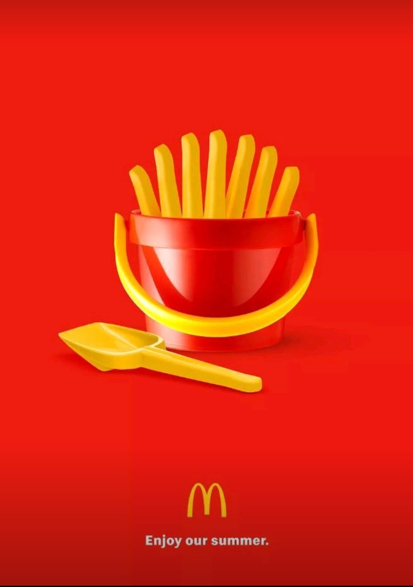 MangaRosaCom's tweet photo. #adsoftheworld Let's praise one of our absolute faves: @McDonalds strikes again with a campaign which does not directly display any of its products. High five (again), Ronald! #advertising #advertisingcampaign #sumer2023 #greatmarketing #marketingcampaign #FastFood https://t.co/y8HwQLZ7Aj
