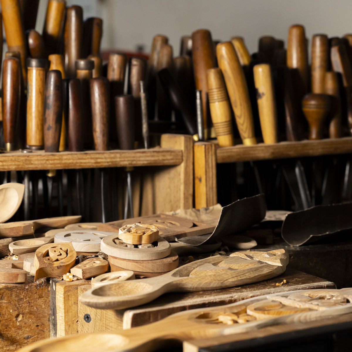 Tools of the trade and work in progress. #woodcarving #woodcarver #woodcarvingtools