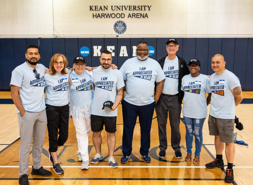 KeanUniversity's tweet photo. Kean University, recognized for affordability, student social mobility, diversity and innovation, now has a new point of pride: Kean is one of America’s Best-In-State Employers, according to a new list released by 'Forbes.'

🔗 https://t.co/rNvZhr1va0 https://t.co/i6lVB910mB