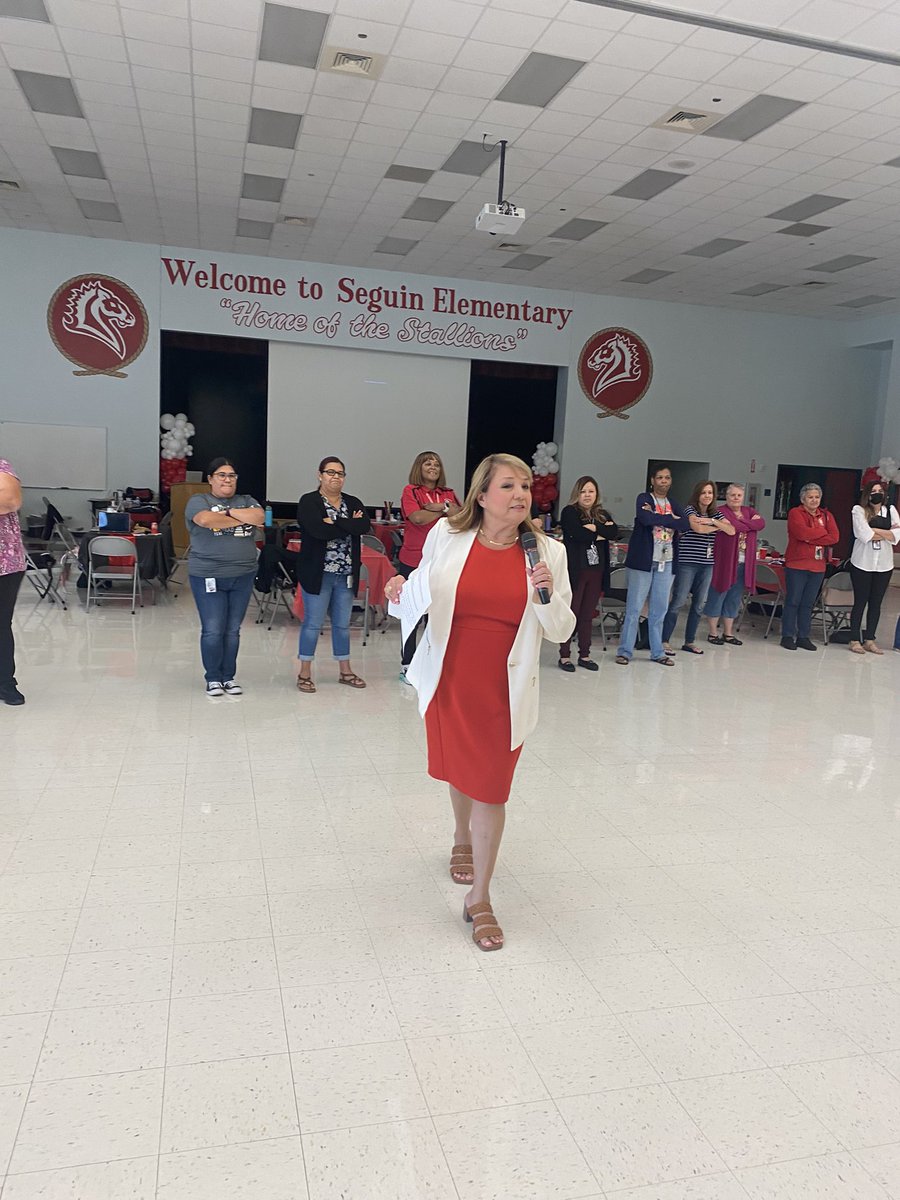 Hilda Alvarado tweet media