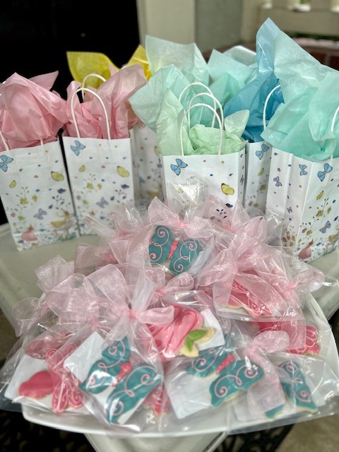 asyouwishco's tweet image. Happy 6th #Birthday to Betsy!!! The #fairies of Wands and Wishes Occasions delighted her and her friends with story time! Special thanks to @GateauxBakery for the #customcookies! #denverchildrensbirthdayparty #denverkidsbirthday #denverevents #denverbirthday #asyouwishcolorado