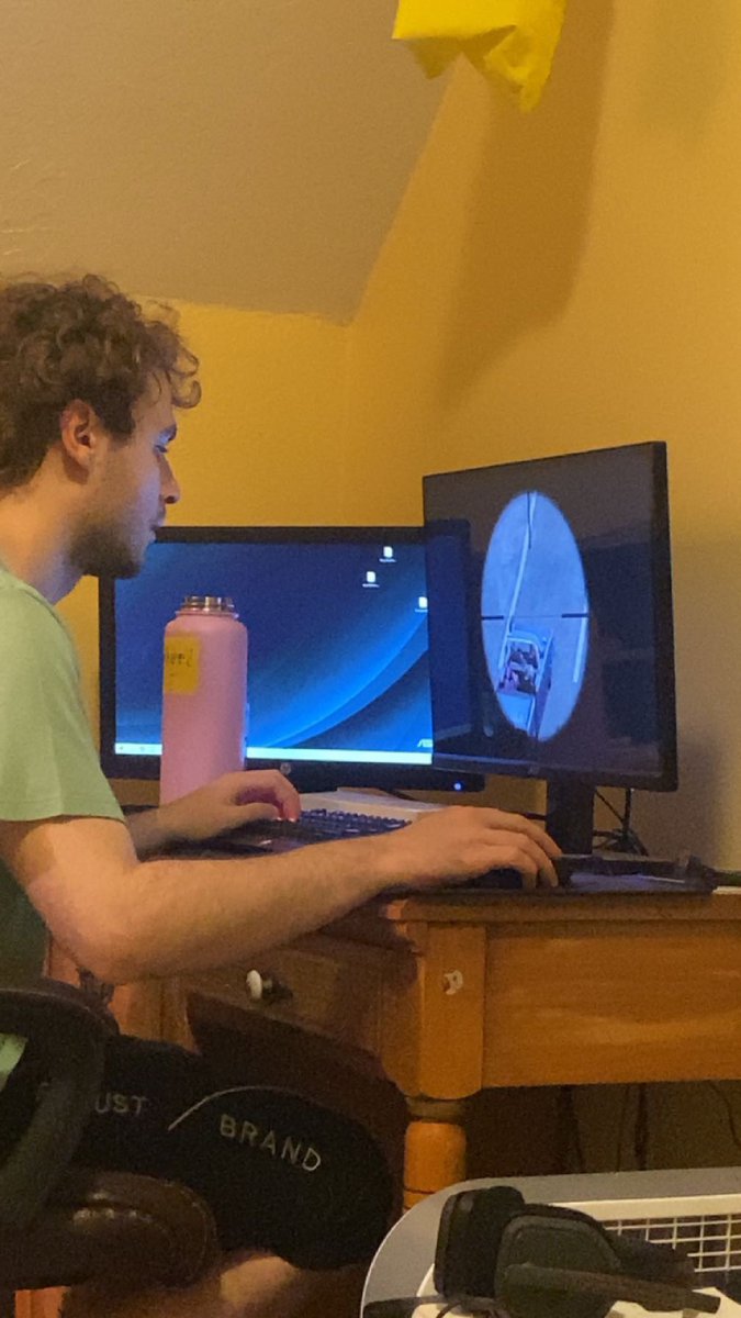 buggiebuggy's tweet photo. got railed last night and he immediately started playing jfk assassination simulator afterwards https://t.co/U6u8tpzrFS
