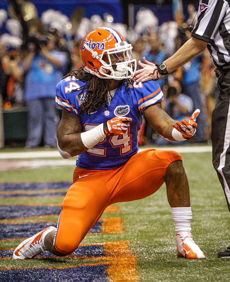 Gators Uniform Tracker tweet media