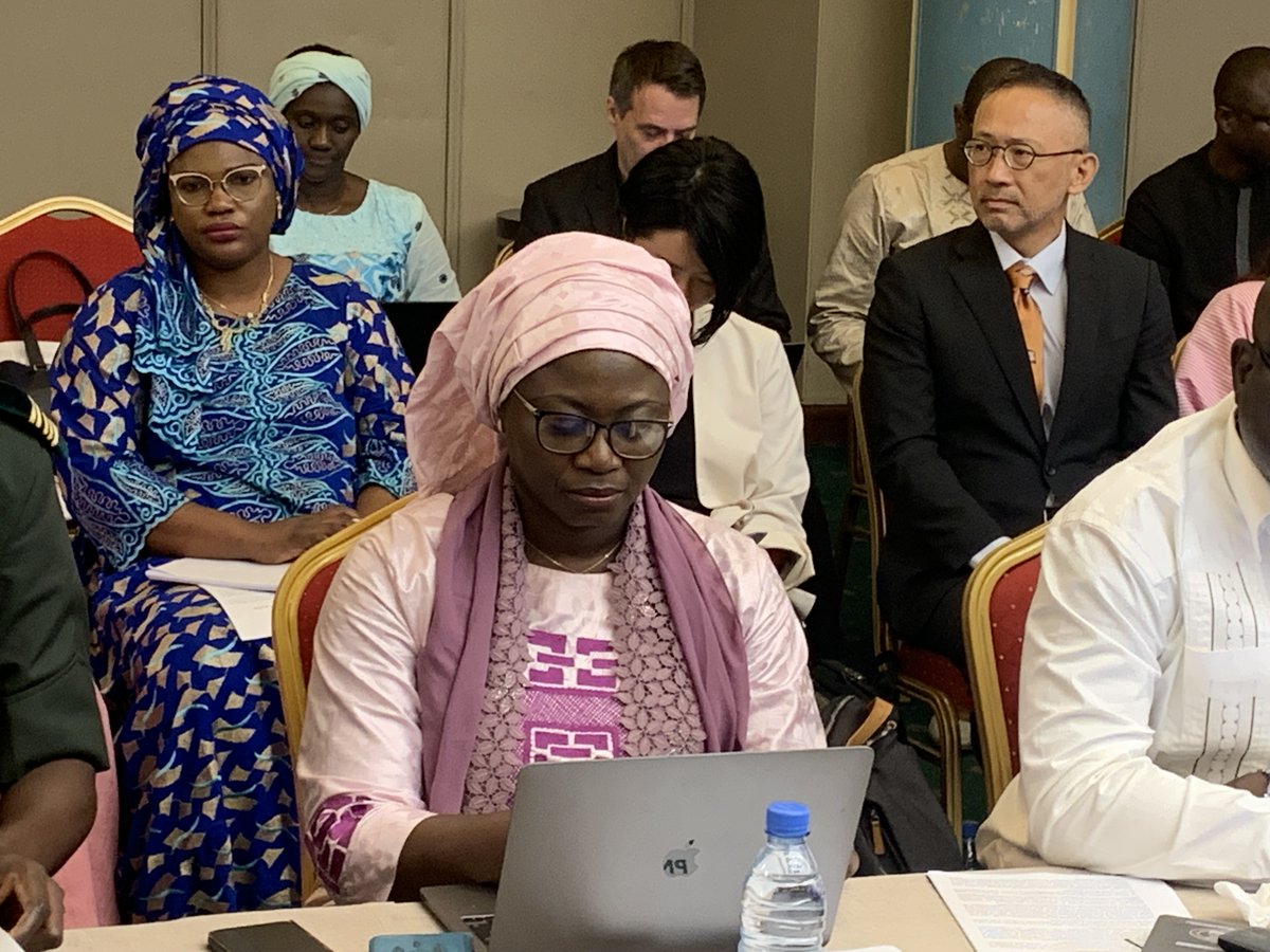 OMS_SENEGAL's tweet photo. 📢A l'heure de la 2ème Réunion 2023 du Comité interne de Suivi du #PNDSS, l'@OMS et les PTF renouvellent leur engagement pour relever les défis en matière du budget programme et pour l'atteinte des #ODD au 🇸🇳 https://t.co/vhKo2Csa0E