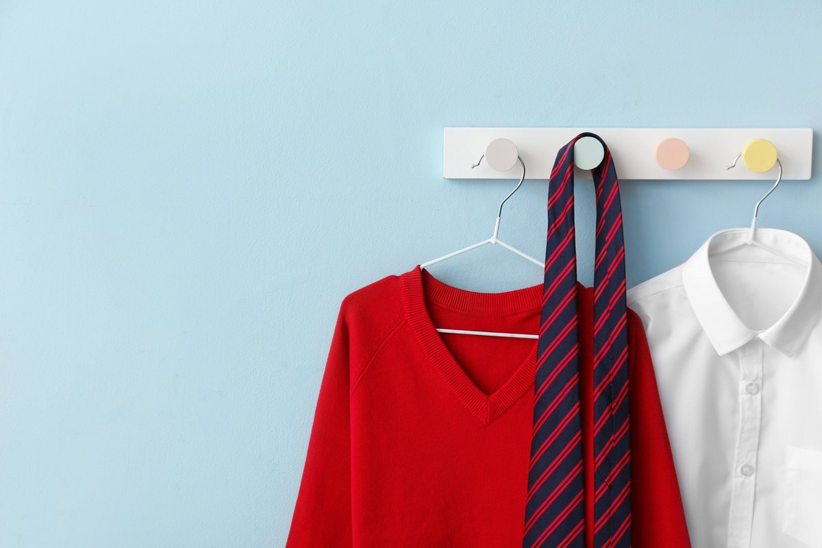 A school uniform 'swap shop' is open at St Columba’s on Castlecroft Road in Finchfield (WV3 8BZ) every Sunday afternoon during the holidays between 12 and 2.30pm, and every Friday during the school term 3.15 until 6pm. #Wolverhampton #CostOfLivingSupport wolverhamptonhomes.org.uk/news/community…