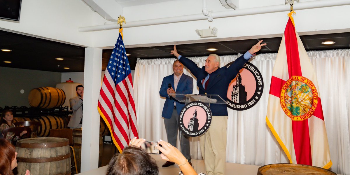 MiamiYRs's tweet photo. 📸 We had an incredible time welcoming Congressman @ByronDonalds @RogerJStoneJr & @KMCabreraFL to our #NextGenGOP Reception! ☀️
Thank you to all of our members & friends from @tpaction @WRCMF @browardyrc @palm_beach_yr that joined us. 🇺🇸
🔗 PHOTO ALBUM: https://t.co/jD1mbNRqTA https://t.co/tvs86rUr8n