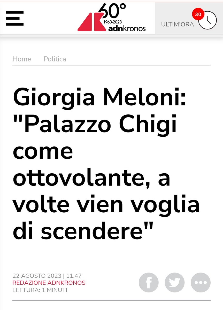 HSkelsen's tweet photo. Scenda, scenda. Magari facciamo in tempo a richiamare il pilota che c'era prima. https://t.co/HTWjbAk6OS