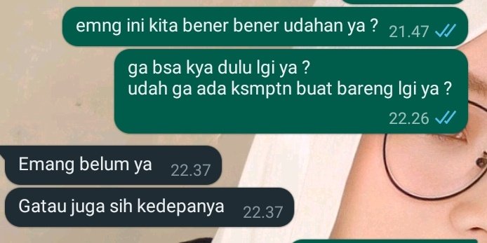 Sayaiikan's tweet photo. Aku hanya ingin kembali memastikan, jika kita memang sudah tidak bisa menjadi satu seperti dulu. padahal tanpa memastikan kembali, aku sudah tau jawabanya, jawabanya tidak akan pernah bisa seperti dulu lagi. :'( maaf aku terlalu mengejar https://t.co/NSRZTZmEZ4