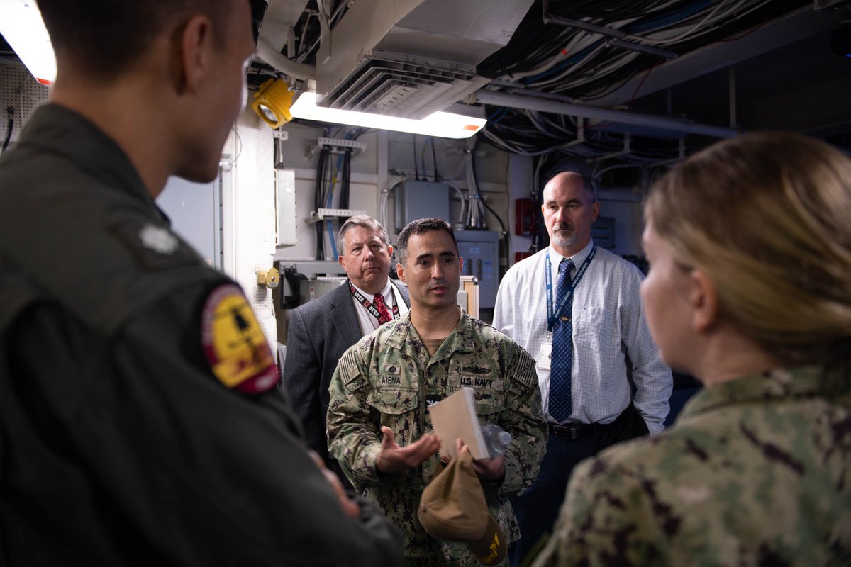 TheCVN69's tweet photo. #ICYMI members of the Naval Surface Warfare Center Corona Leadership team visited #MightyIKE during Large Scale Exercise (LSE) 2023.
#NavyMarineCorpsTeam #LSE2023 #MaritimeDominance #NavalIntegration #FacesofLSE2023 https://t.co/zuA97ZkQpf