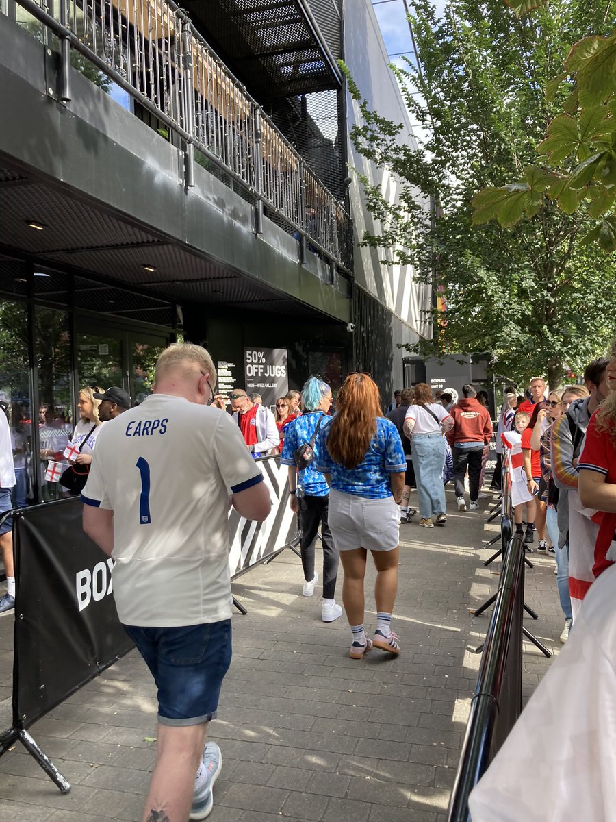 Crystal Short tweet media