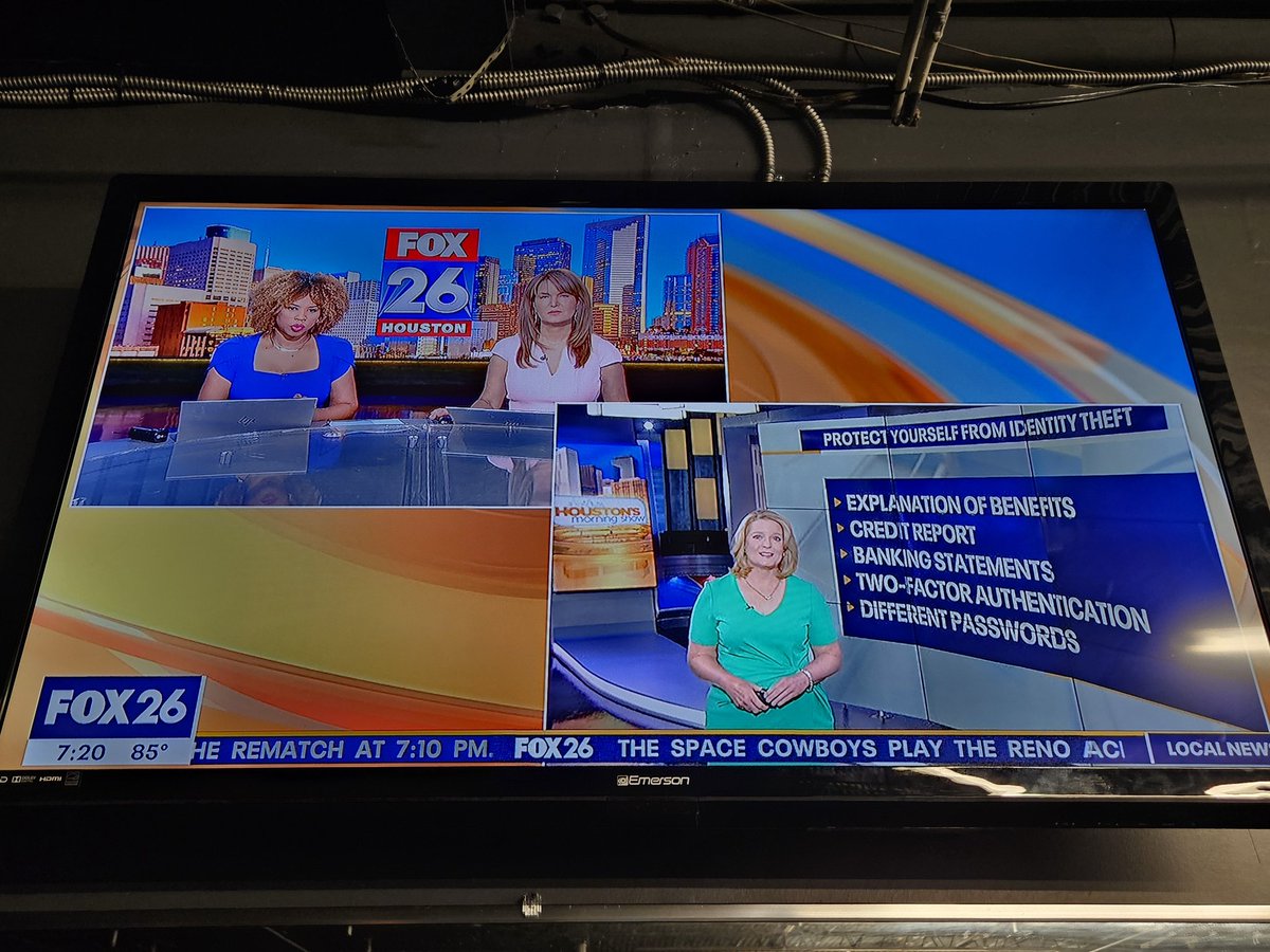 hardcorespin's tweet photo. #WakeUp Houston @FOX26Houston news is on and popping this morning w/ @SallyMacFox26 @linadeflorias @Fox26Mike @ChelseaFox26 @MelissaFox26 @Fox26Heather & our #GloryFitness #WakeupWarriors stuffing 500 backpack for our 9th Annual Back-2-School Drive tomorrow Worthing High School. https://t.co/IsEuBouoR2